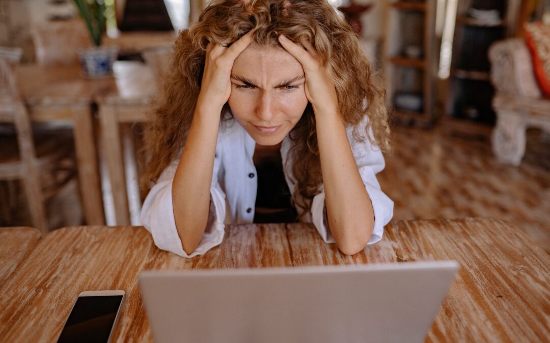 How to stop losing website visitors to external links